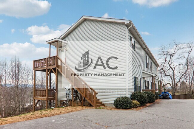 Building Photo - 50 Smith Lake Rd