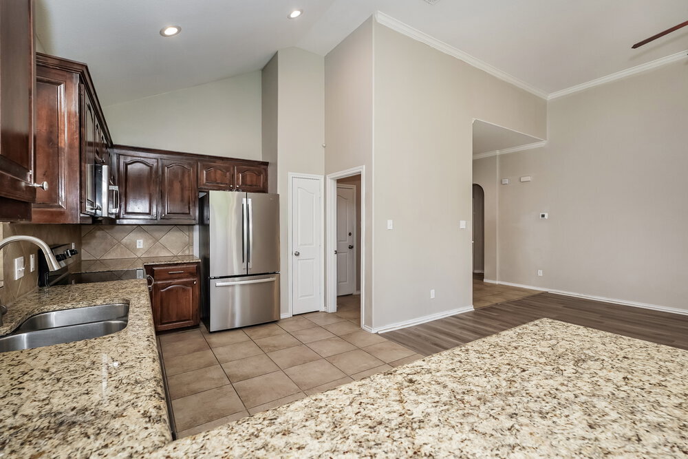 Building Photo - 3205 Stonecrop Trail