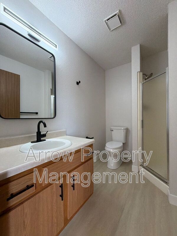 Building Photo - 2380 N 44th St