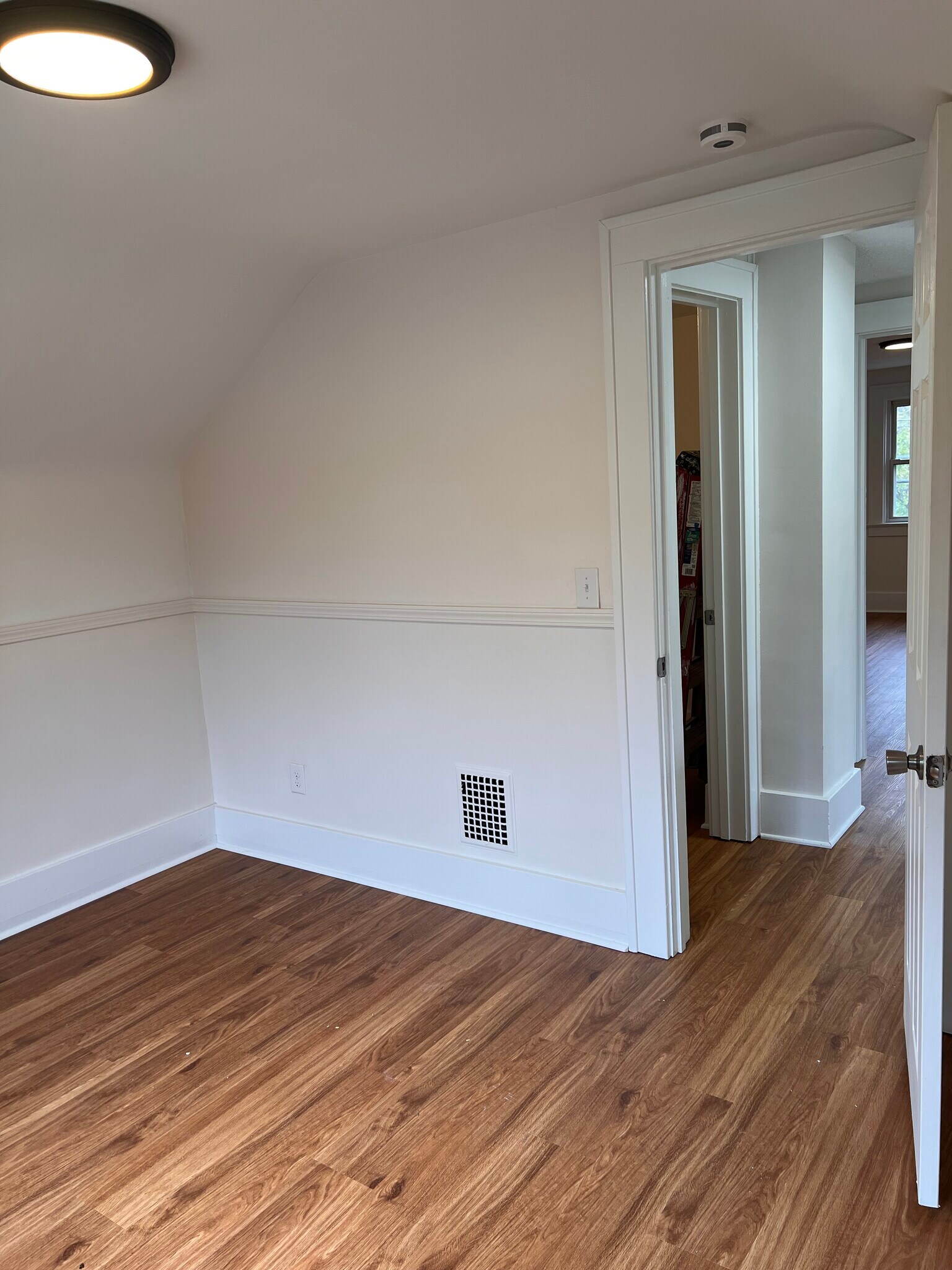 Building Photo - 905 Klem Rd