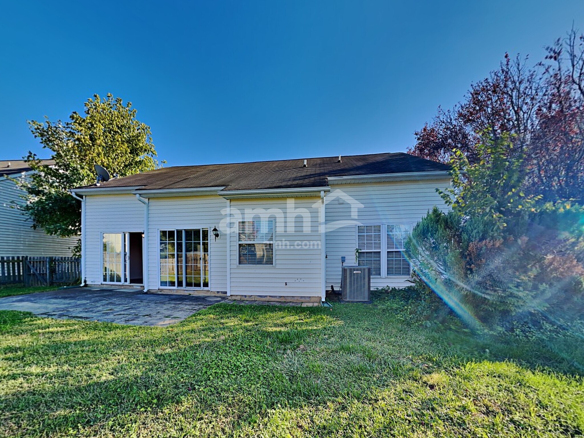 Building Photo - 12825 Beddingfield Dr