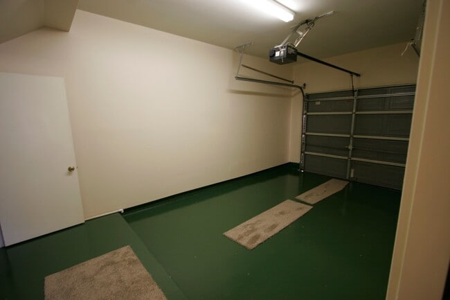 Building Photo - 207 Grandview Pl