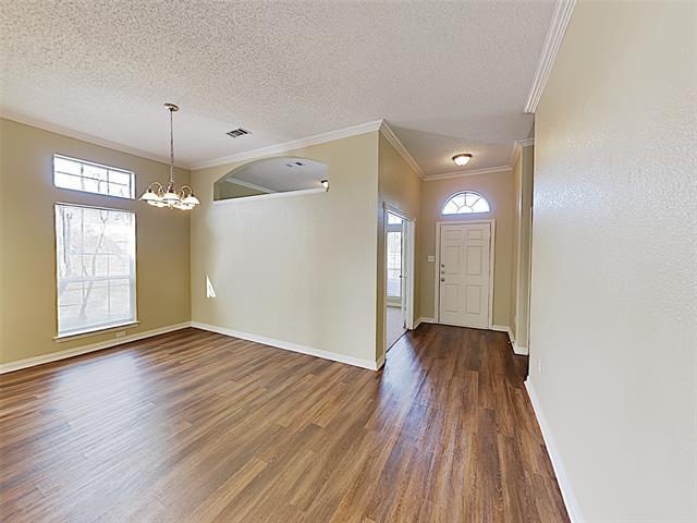 Building Photo - 1362 Meadow Creek Dr