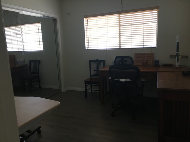 4th bedroom used as office - 331 Canon de Paraiso Ln