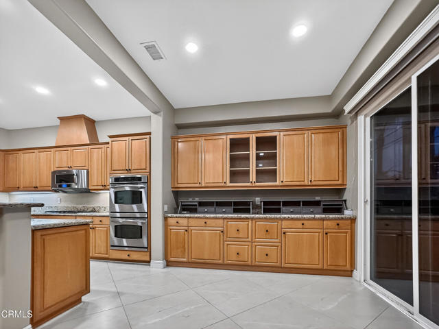 Building Photo - 1399 Cordova St