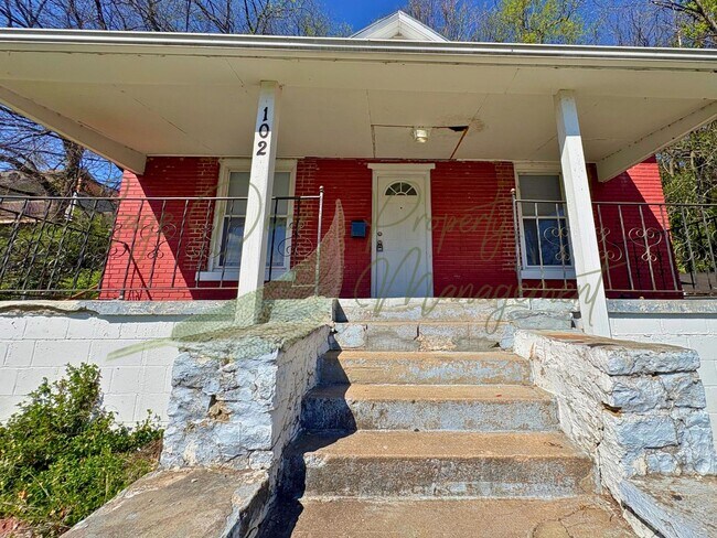 Building Photo - 102 Kansas City Ave S