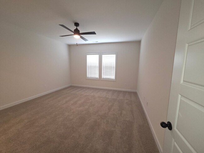 Building Photo - 104 Hudson Vlg Dr
