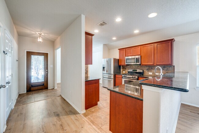 Building Photo - 3125 Muntjac