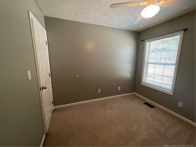 Building Photo - 333 Abbottswood Dr