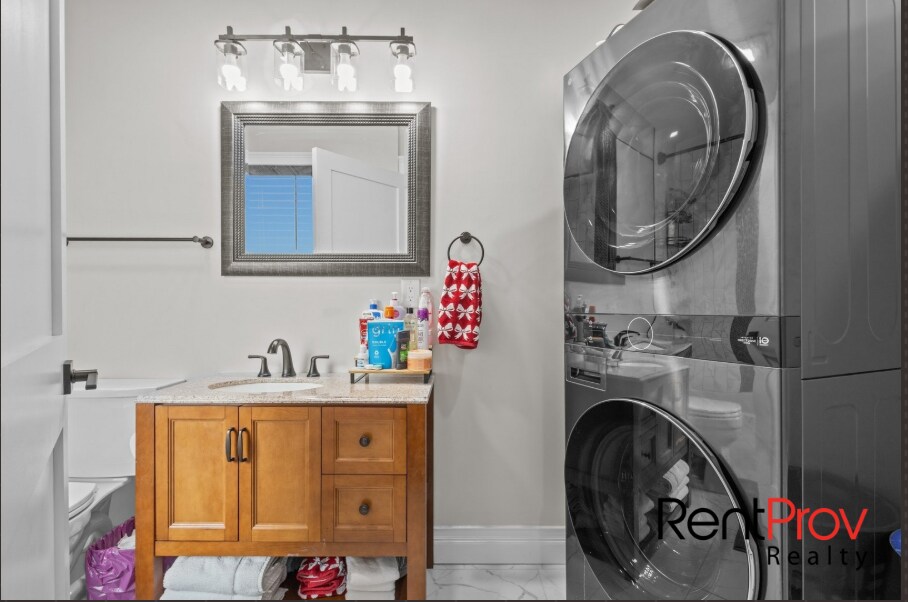 Building Photo - 517 Country View Dr