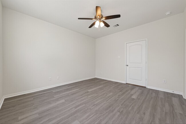 Building Photo - 10623 Lost aples Dr