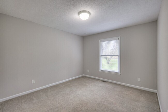 Building Photo - 5020 Old Salem Rd