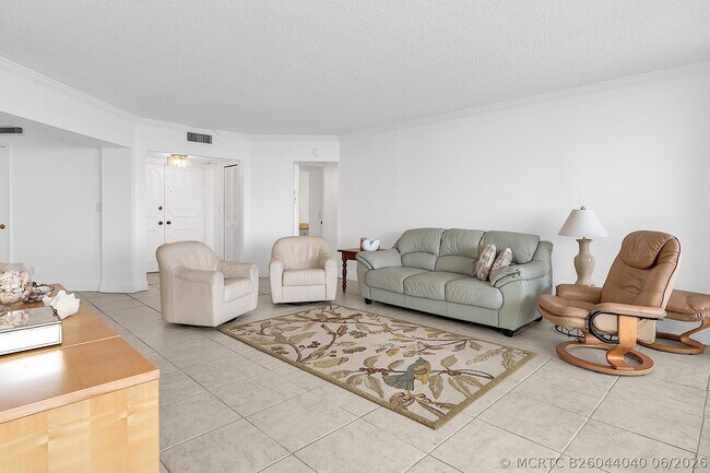 Building Photo - 1340 S Ocean Blvd