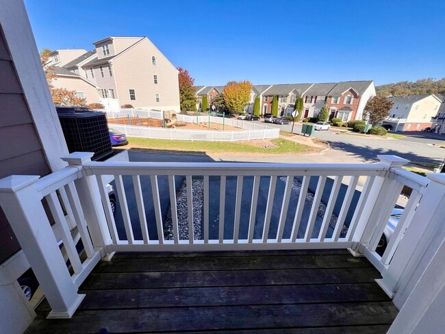 Building Photo - 357 Rolkin Rd