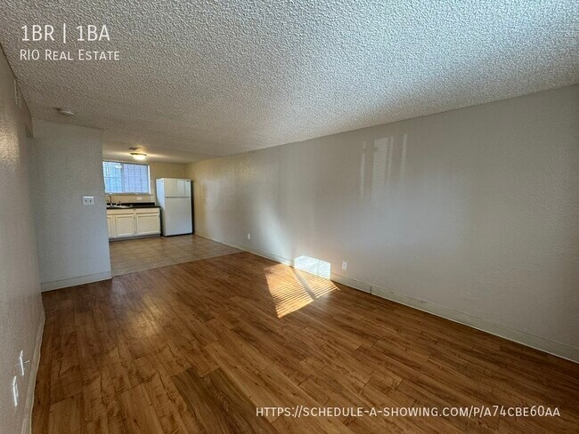 Building Photo - 2110 N Williams St