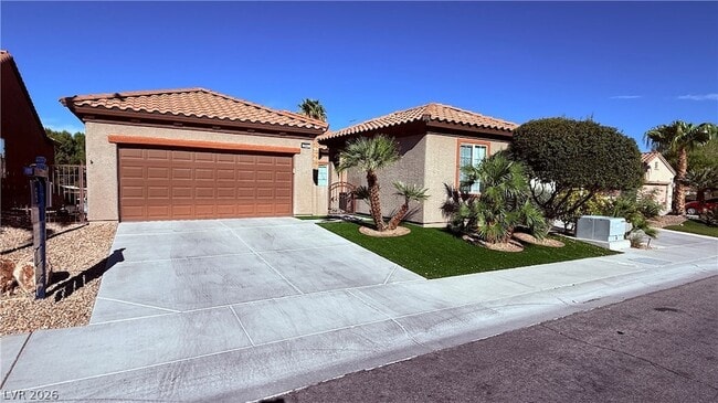 Building Photo - 3065 Olivia Heights Ave