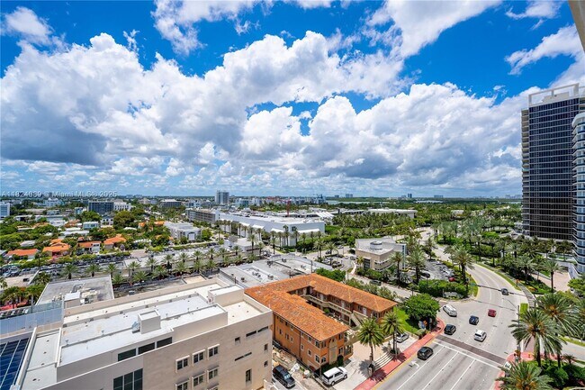 Building Photo - 9559 Collins Ave