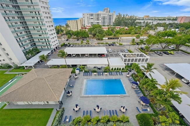 Building Photo - 1620 N Ocean Blvd