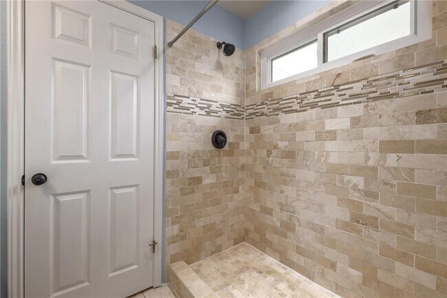Building Photo - 7908 Portland Trail