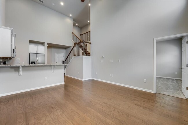 Building Photo - 2304 S Lakeline Blvd