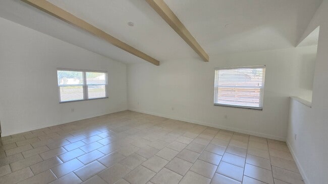 Building Photo - 4705 Violet Ave