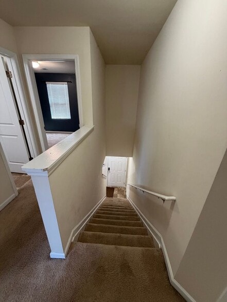 Building Photo - 26 Jones Creek Cir