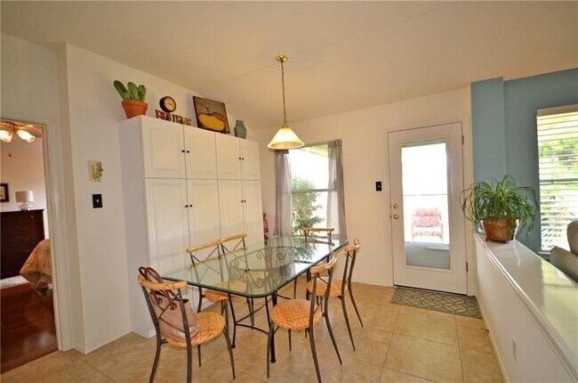 Building Photo - 7709 Amanda Ellis Way