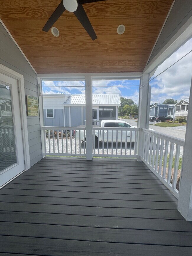Building Photo - Tiny home at the Hamlet in Simple Living