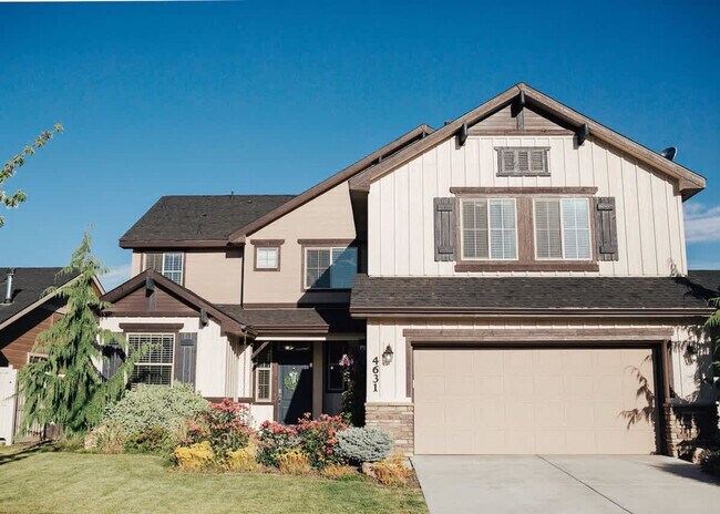 Building Photo - 4631 N Adale Ave