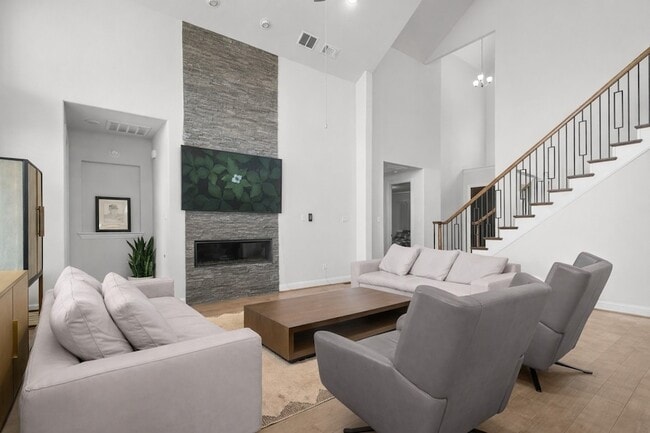 Building Photo - 4428 Mill Pond Dr