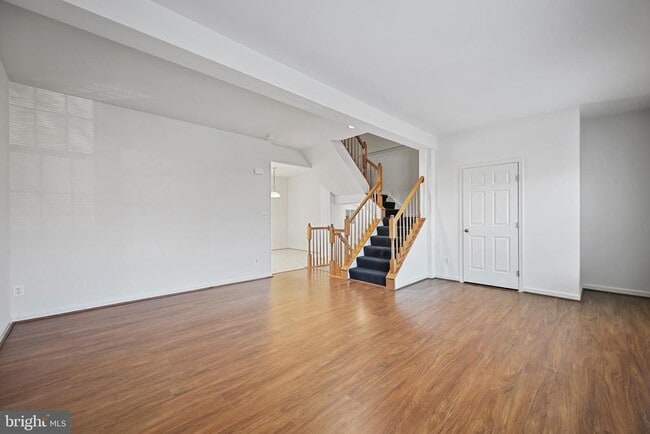 Building Photo - 10104 Sir Reynard Ln