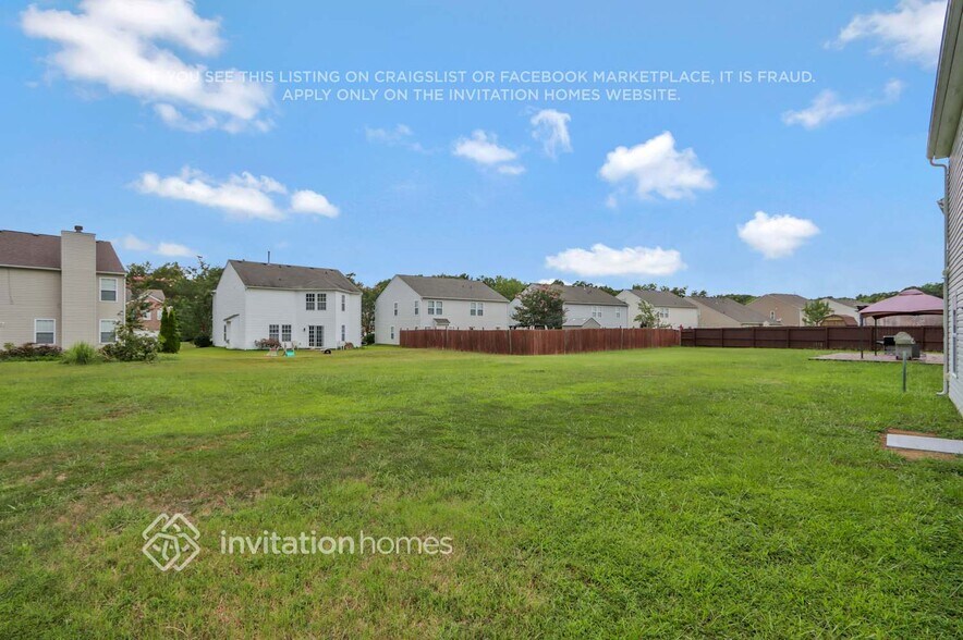 Building Photo - 12716 Frank Wiley Ln