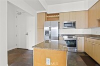 Building Photo - 488 E Ocean Blvd