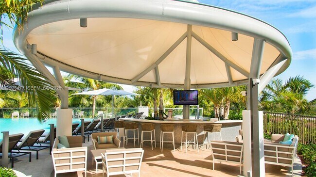 Building Photo - 10295 Collins Ave