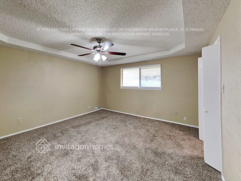 Building Photo - 427 Newcastle Dr