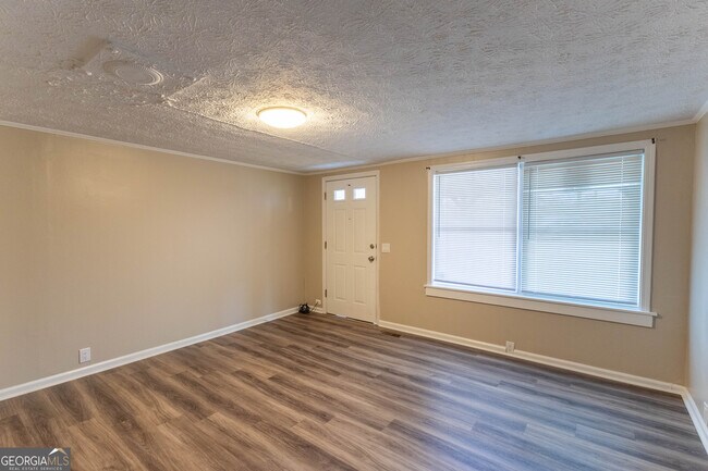 Building Photo - 5326 Heardsville Rd