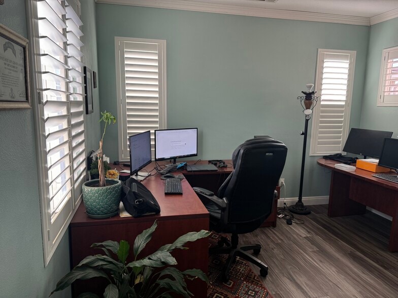 Building Photo - 1132 Ambrosia St