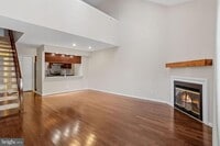 Building Photo - 319 Park Pl Dr