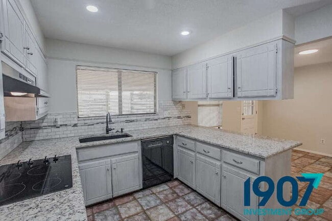 Building Photo - Charming Brick Home with Large Backyard in OKC! - Move In Now & Get 50% Off Your First Month's Rent!