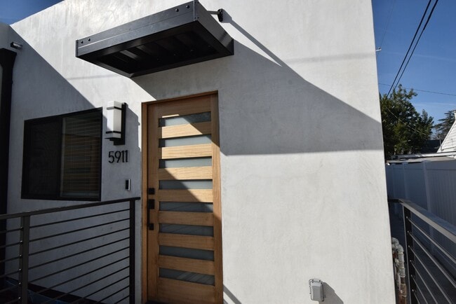 Building Photo - 5915 Fair Ave