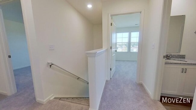 Building Photo - 813 Smokey Ridge Rd