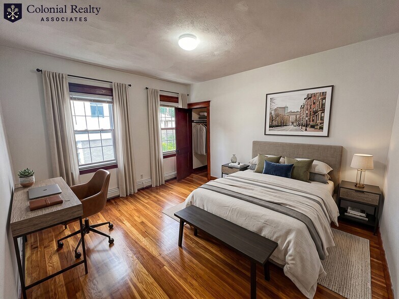 Building Photo - 94 Boylston St