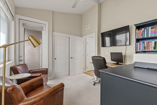 Building Photo - 3553 S Emerson St