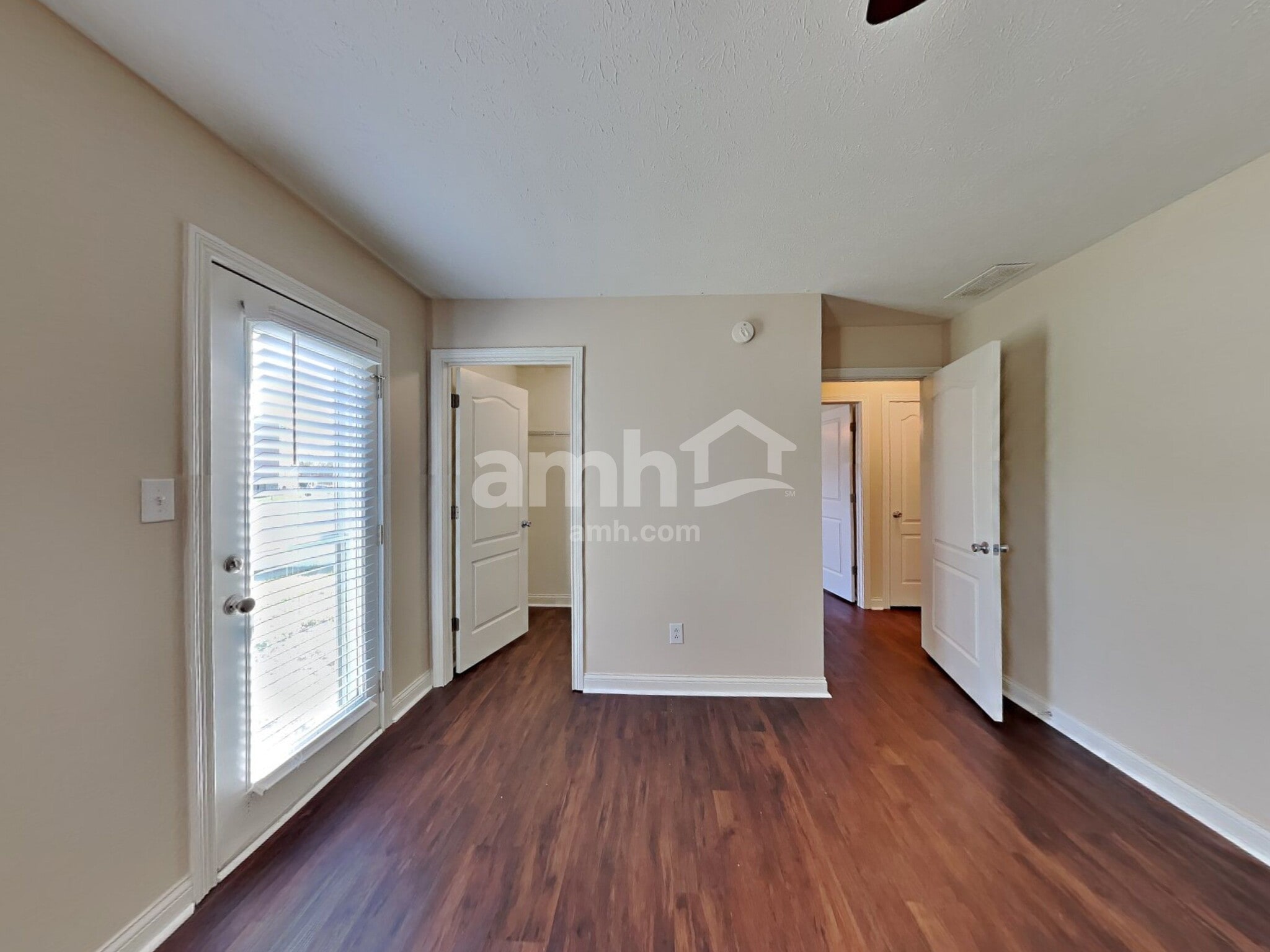 Building Photo - 681 Bridgebend Run