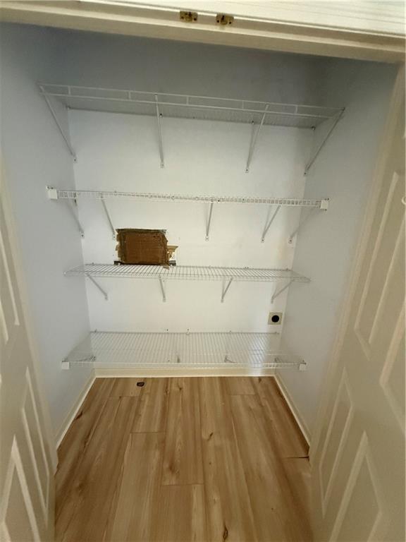 Building Photo - 125 Goldenrod Dr