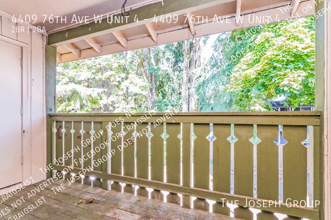 Building Photo - 4409 76th Ave W
