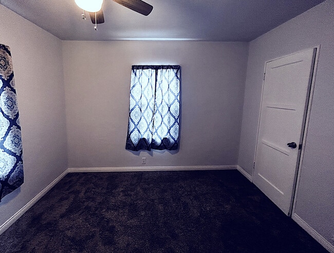 Front Bedroom - 1344 N Fairview St