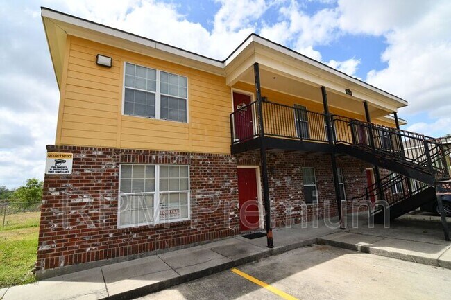 Primary Photo - 5480 Spring Ln