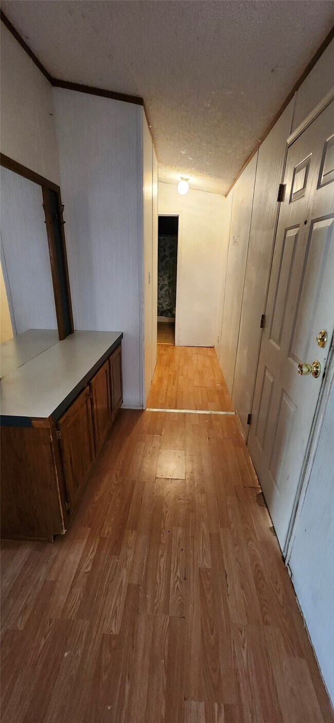 Building Photo - 14 County Rd 2802