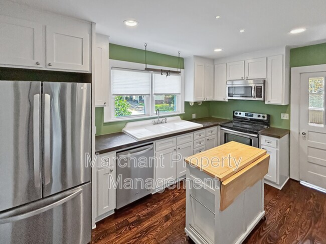 Building Photo - 312 Briarcliff Dr